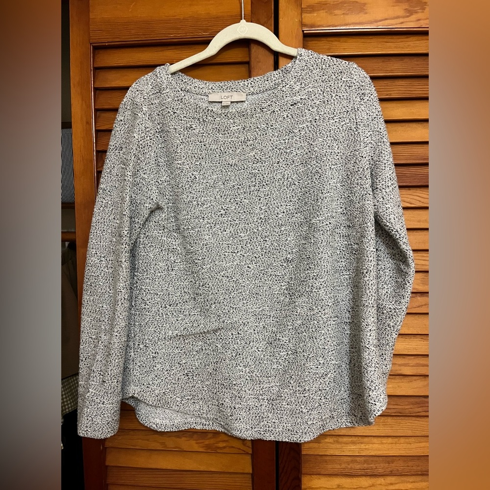 Loft black and white sweater size M